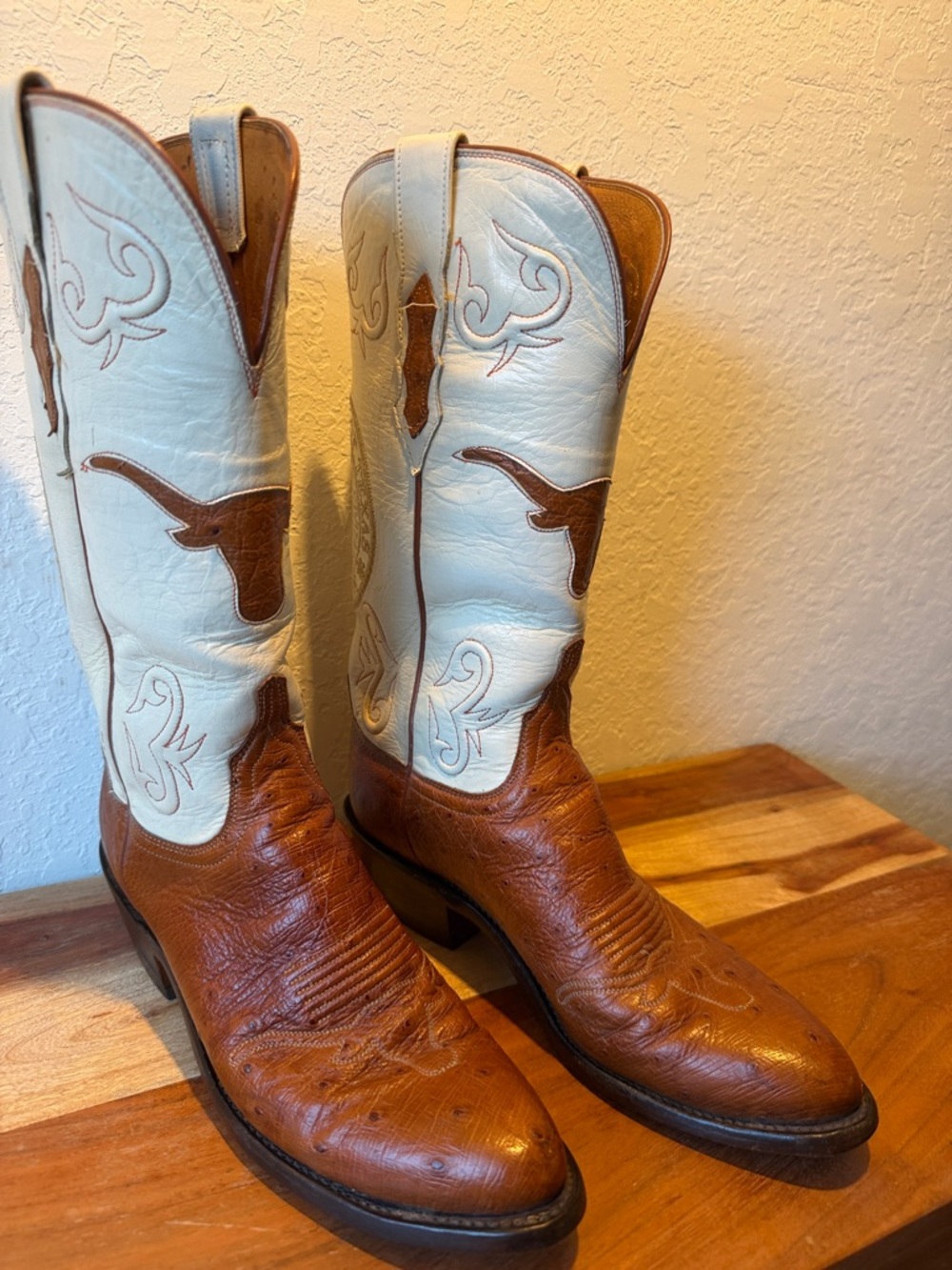 DISCONTINUED RARE UNIVERSITY OF TEXAS LUCCHESE COWBOY BOOTS - Picture 2 of 7